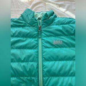 REI CO OP Size Medium (10-12) jacket